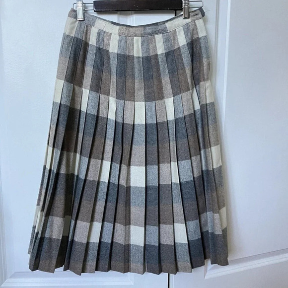 Vintage Paris  Star Gray Neutral Plaid Pleated Kilt Midi Skirt 26" - Picture 7 of 8
